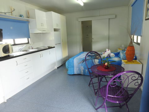Tropicana Caravan Park Sarina - Accommodation Perth 1