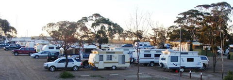 Woomera Traveller's Village And Caravan Park - Perth Resorts 0