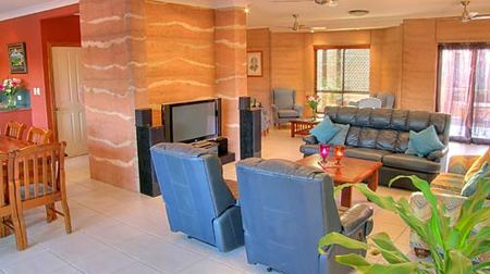 Gladstone Earth And Sea - Perth Resorts 0