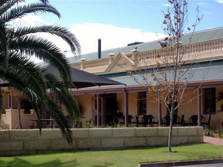 Dongara Hotel Motel - Accommodation Perth 0