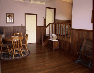 Pemberton Old Picture Theatre Holiday Apartments - thumb 2