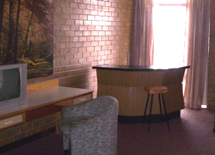 Red Castle Motor Inn - thumb 0