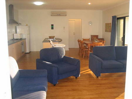 Busselton Beachfront - Accommodation Perth 1