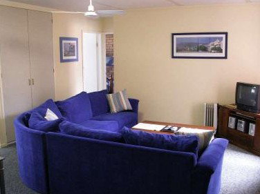 Westwood Motor Inn - Accommodation Perth 0