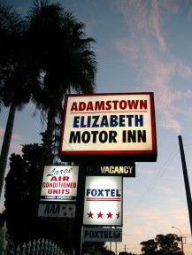 Adamstown Motor Inn - Perth Resorts 4