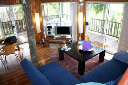 Arrawarra Lodge - Accommodation Perth 1