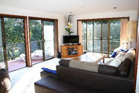 Arrawarra Point - Accommodation Perth 3