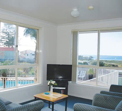 Captains Quarters - Accommodation Perth 2