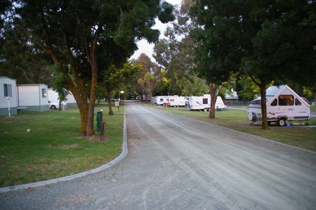 Blayney Tourist Park - Accommodation Perth 1
