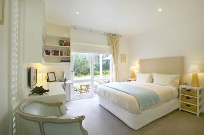 Waratah Brighton Boutique Bed And Breakfast - Accommodation Perth 2