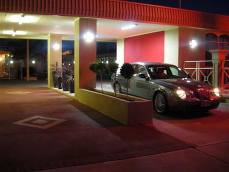 Desert Sand Motor Inn - Accommodation Perth 0