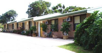 Clovelly Holiday Units - Perth Resorts 2