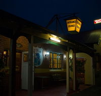 The Bull and Bush Tavern - Accommodation Perth