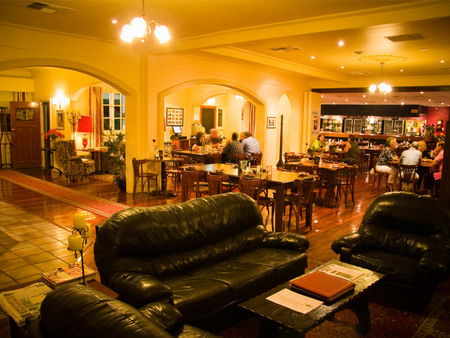 The Bull And Bush Tavern - Accommodation Perth 2