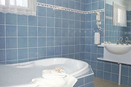 Berrara Beach Holiday Chalets - Accommodation Perth 2