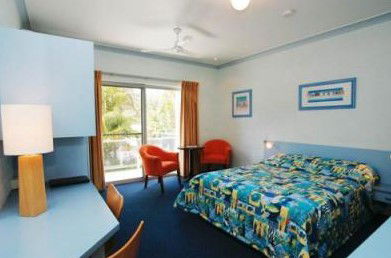 Blueys By The Beach Motel - Accommodation Perth 3