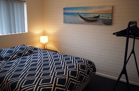 Budget Apartments Como South Perth - Accommodation Perth 4