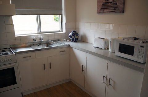 Budget Apartments Como South Perth - Accommodation Perth 5