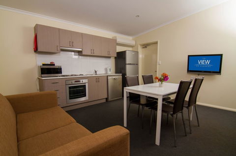 The View On Hannans - Accommodation Perth 0