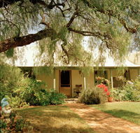 Rock of Ages Cottage Bed and Breakfast - Accommodation Perth