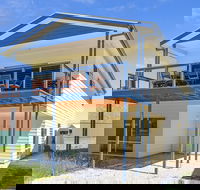28A Kent Drive - Gorgeous Location Opposite Kent Reserve in Encounter Bay - Accommodation Perth