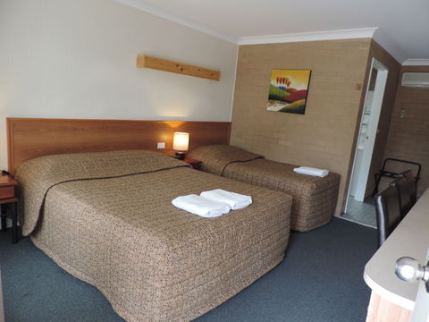 Alexander Motor Inn Moree - Accommodation Perth 1