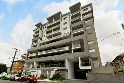Arise Princess Regent - Accommodation Perth 0