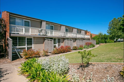 Bathurst Apartments - Accommodation Perth 0