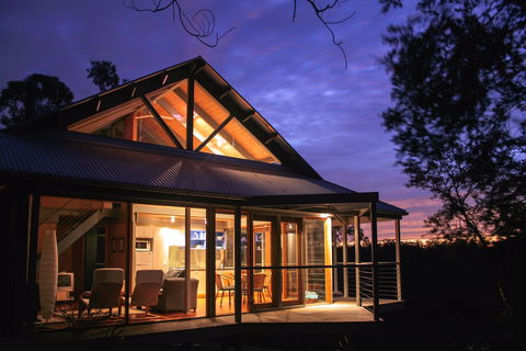Bombah Point Eco Cottages - Accommodation Perth 1