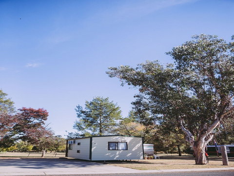 Boorowa Caravan Park - Accommodation Perth 2