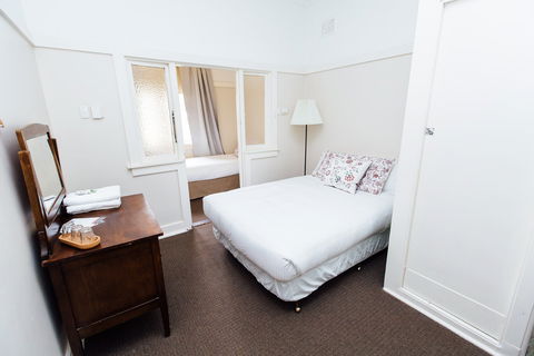 Bundanoon Hotel - Accommodation Perth 2