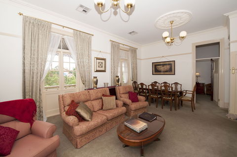 Cobb & Co Court Boutique Hotel - Accommodation Perth 1