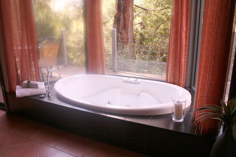 Heavenly Retreat - Accommodation Perth 0
