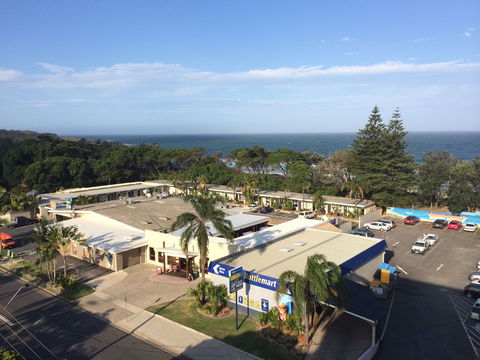 Hoey Moey Backpackers - Accommodation Perth 0