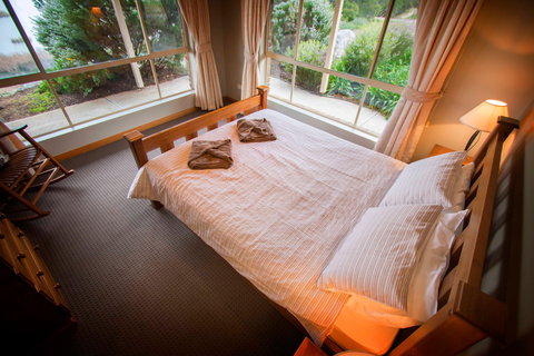 Limestone Ridge - Holiday House - Accommodation Perth 1
