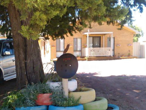 Lyns Hideaway - Accommodation Perth 0