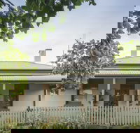 Magnolia Cottage - Accommodation Perth