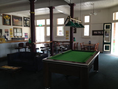 Neath Hotel - Accommodation Perth 1