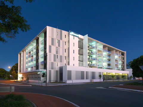 Oaks Mackay Carlyle Suites - Accommodation Perth 0