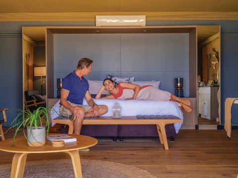 Olio Bello Lakeside Glamping - Accommodation Perth 0