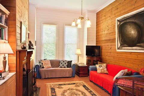 Pendower House B&B And Self Contained Apartments - Accommodation Perth 2