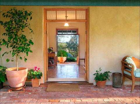 Seppeltsfield Vineyard Cottage - Accommodation Perth 1