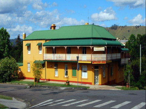Settlers Arms Hotel - Accommodation Perth 0