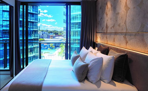 SKYE Suites - Accommodation Perth 2