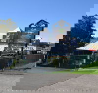 The Oaks Hotel Motel - Accommodation Perth