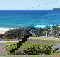 Ulladulla Rennies Beach House and Studio
