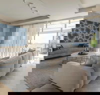 Wylde St Penthouse
