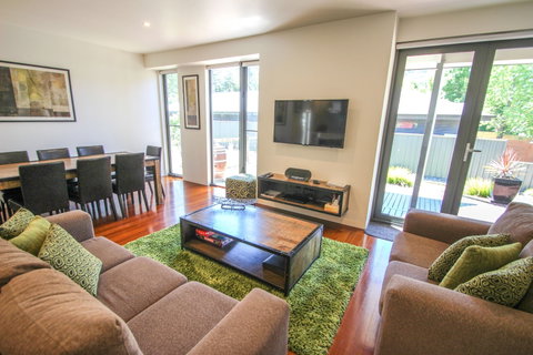 Alegria - Accommodation Perth 0