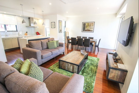 Alegria - Accommodation Perth 2