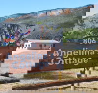 Angelina's Cottage - Capertee Valley - Accommodation Perth